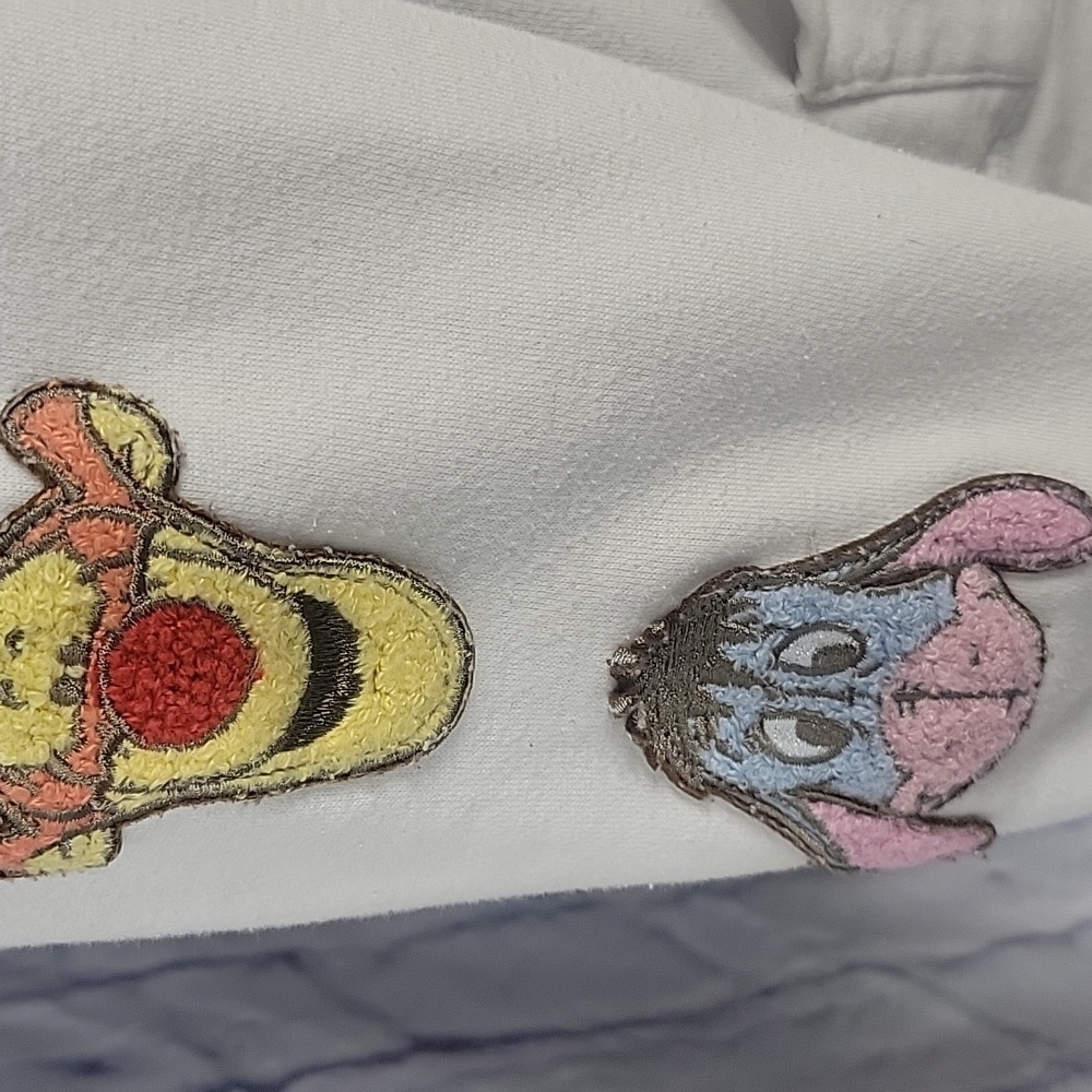 Disney White Hoodie with Winnie‎ the Pooh and Friends Medium - Picture 6 of 12